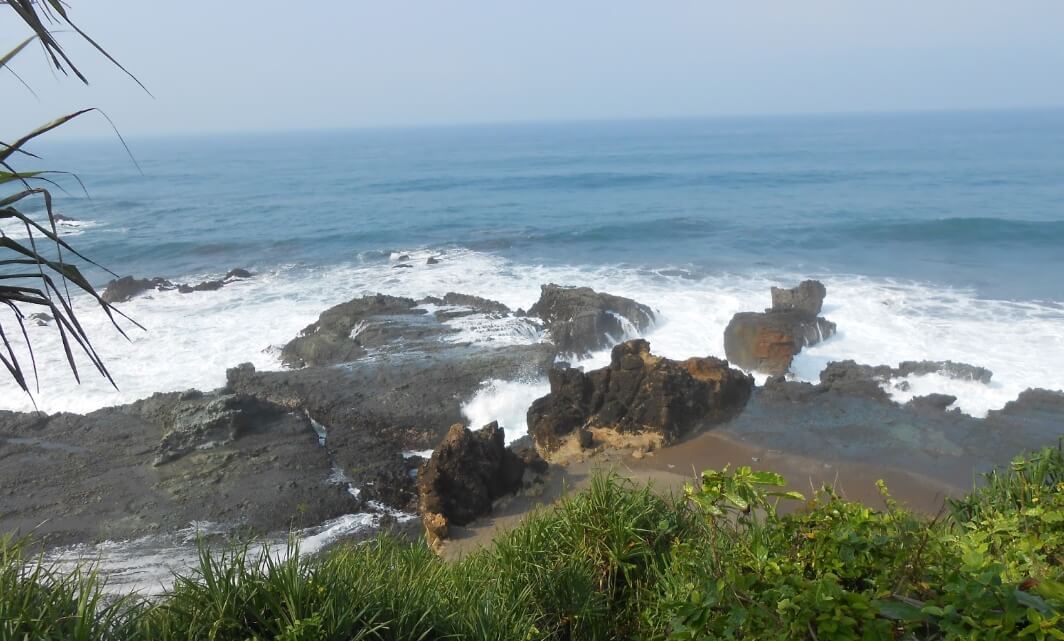 Pantai Keusik Luhur Sebagai Spot Memancing