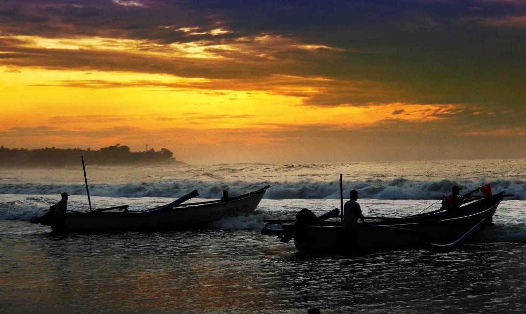 Sunset di Pantai Legok Jawa