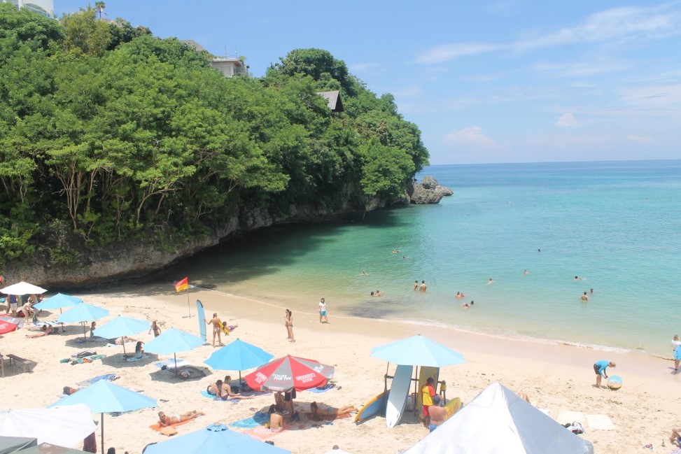 pantai bersih