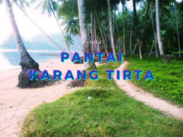 Pantai-Karang-Tirta-1