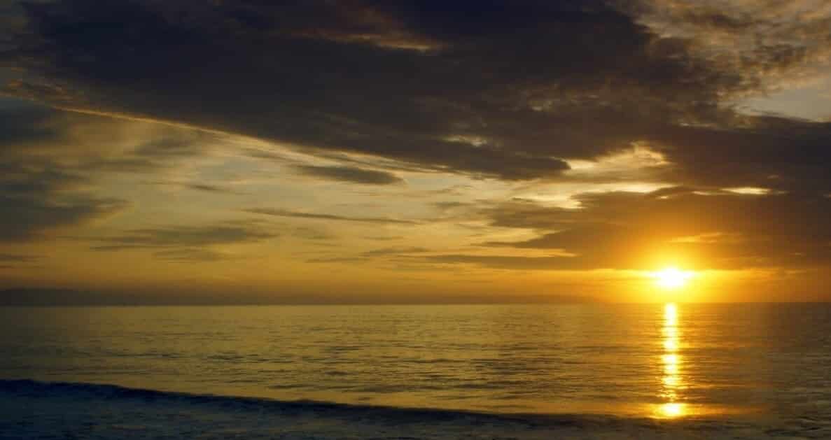 Sunrise Pantai Pangelek