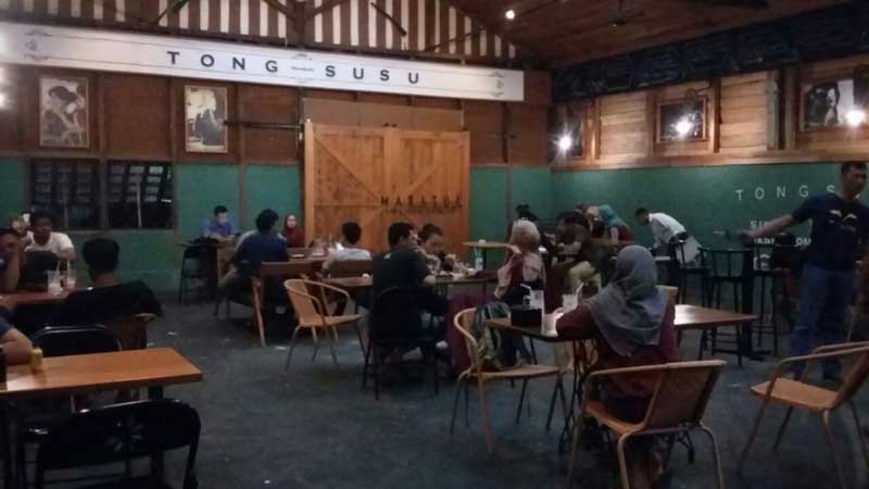 cafe daun pekanbaru