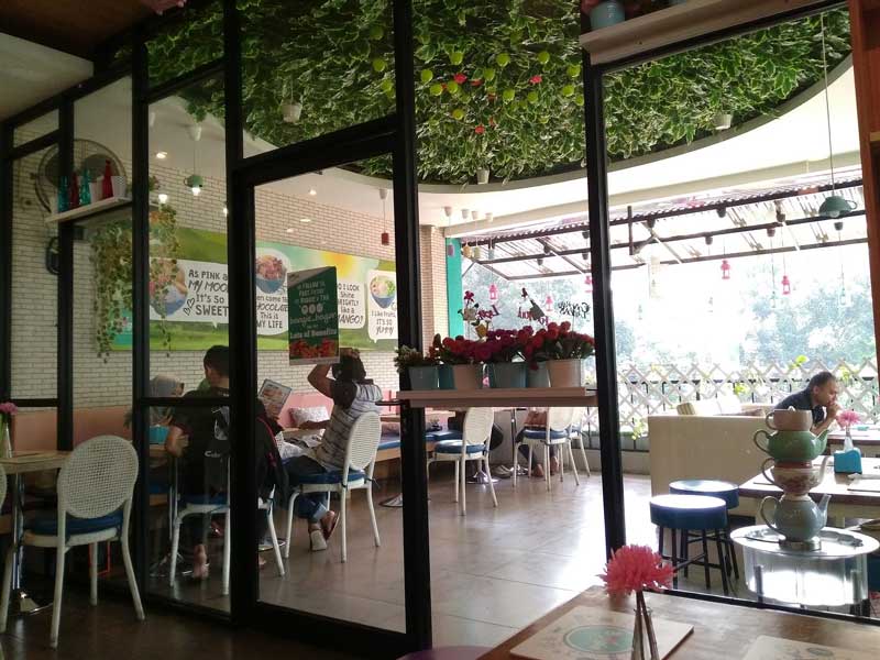 cafe di empang bogor