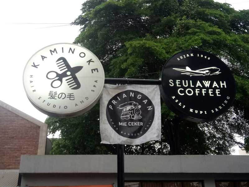 cafe di daerah cengkareng jakarta barat