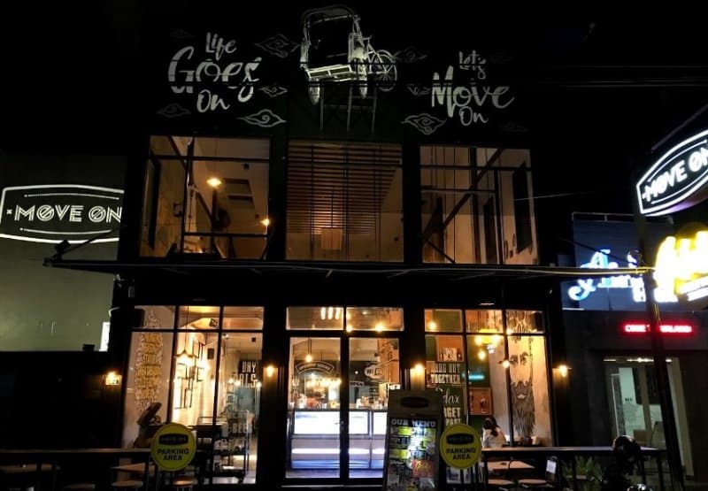 cafe di jogja Move On Cafe