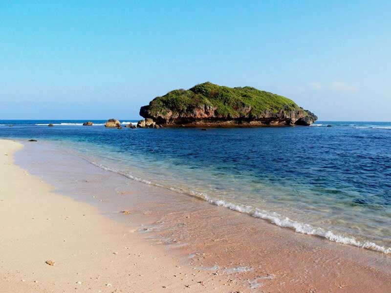 pantai sadranan gunung kidul 2018