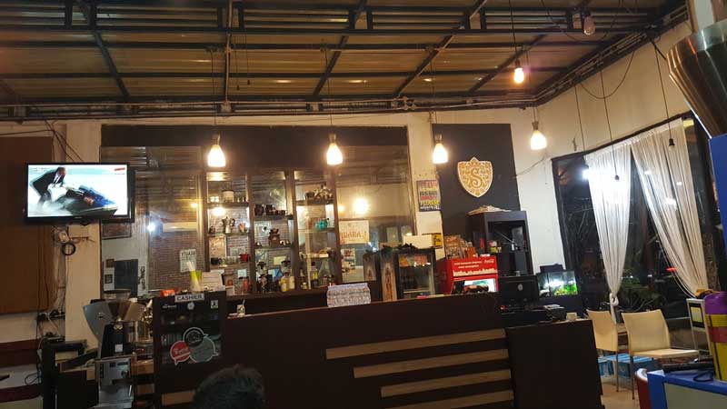 cafe di jalan jakarta aceh