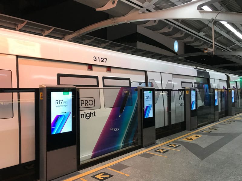 bts sky train di bangkok