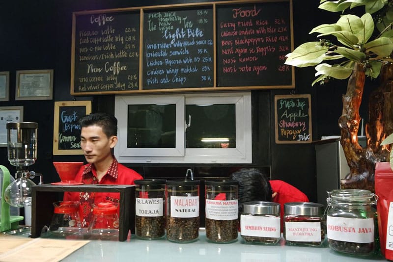 cafe di lombok sangat murah