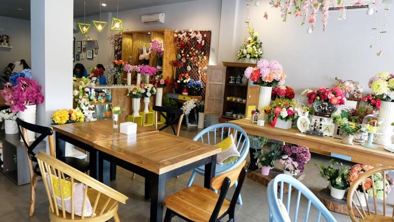 cafe di bandar lampung 24 jam