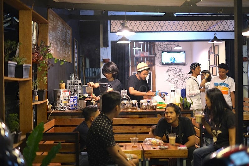 cafe di simpang banteng payakumbuh