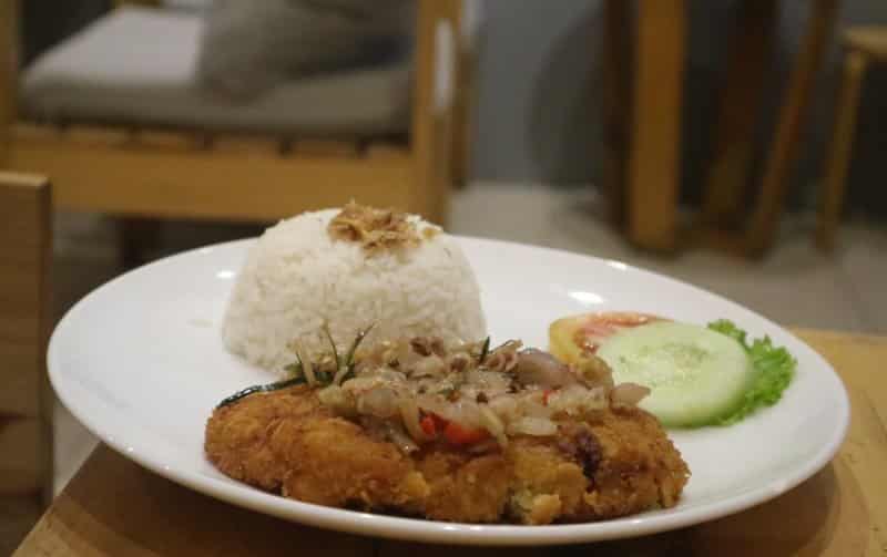 lowongan cafe di antapani