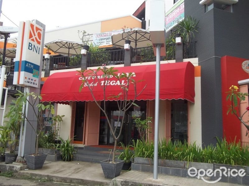 cafe di bekasi yang ada live music