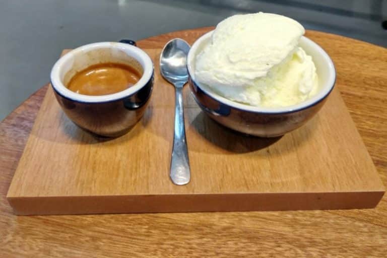 15+ Cafe di Cikarang Asik, Bagus, Cozy, Murah!
