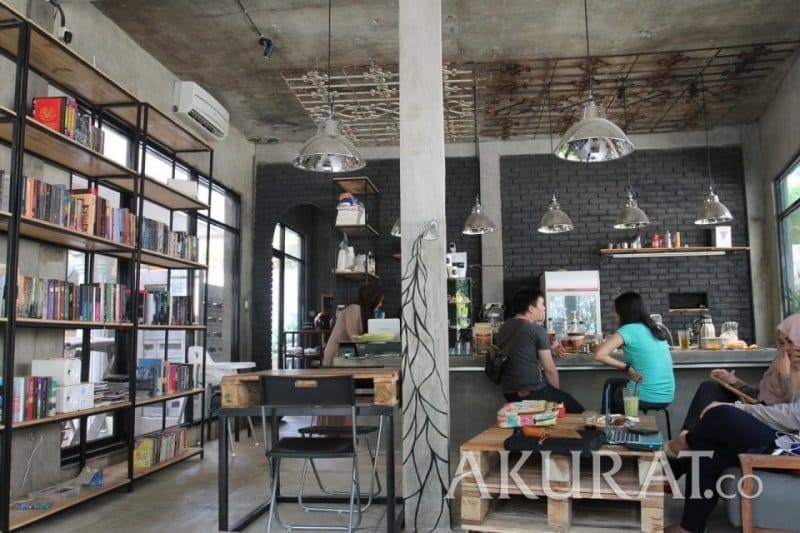 cafe di kebun raya bogor akurat