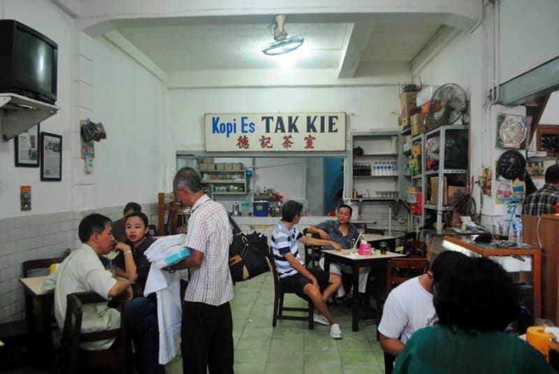 cafe kopi di kota tua