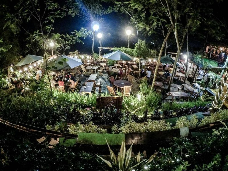 18 Cafe di Batu Malang  yang Romantis Hit Murah 