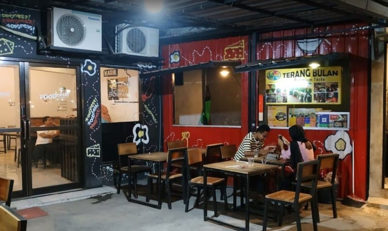 cafe di jember terdekat