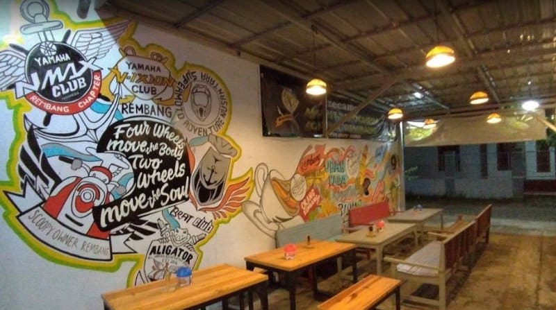 cafe di rembang ada tempat karaoke