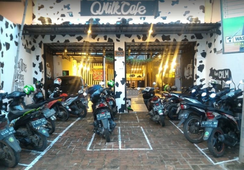 cafe di tegal yang makanan enak