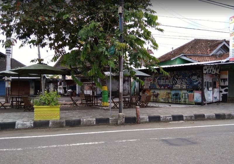 cafe di wates selatan