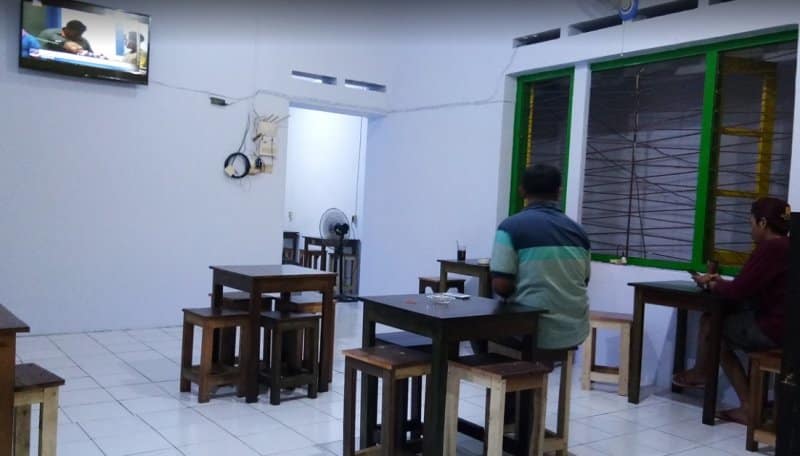 cafe di lumajang paling dekat