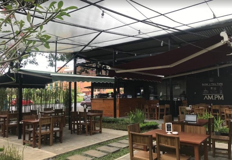 cafe di manado enak