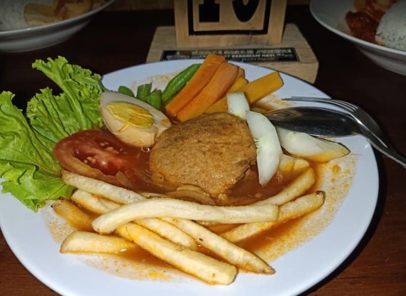 Cafe di ngawi kota