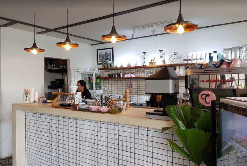 cafe di seminyak murah