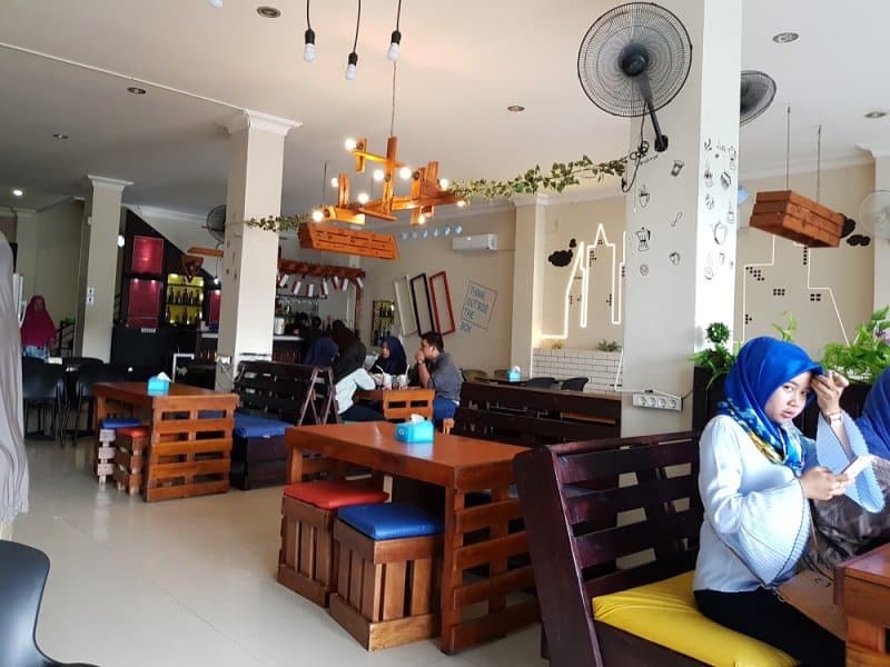 cafe di tarakan dekat