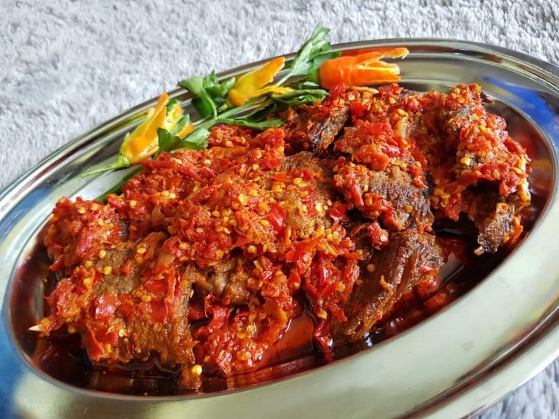 5 makanan khas sumatera barat merah