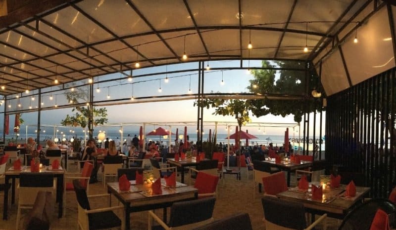 cafe di bali untuk sunset