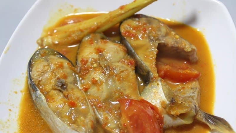 makanan khas kepulauan riau di maluku