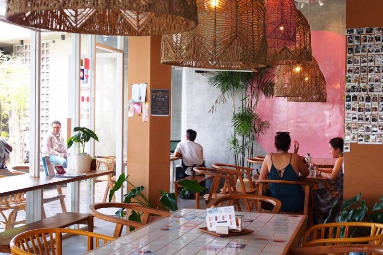 35 Cafe  di Canggu Bali  yang Lucu Keren Instragrammable 