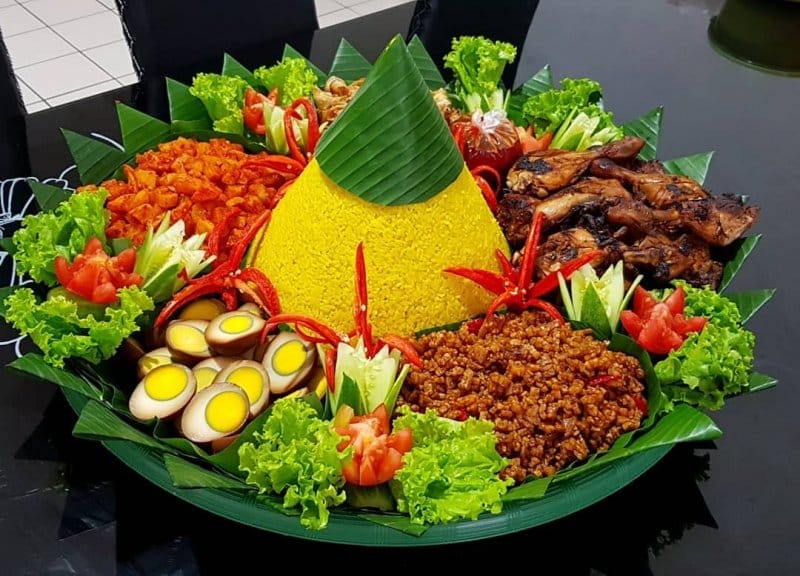 tumpeng makanan khas garut