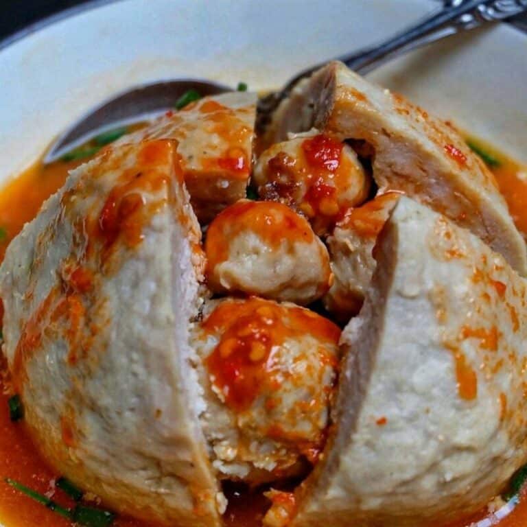 25+ Bakso Enak di Bali (Raksasa, Urat, Halus, Beranak, Lava)
