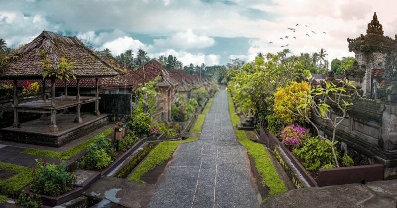 Salah satu contoh desa tertua di bali adalah